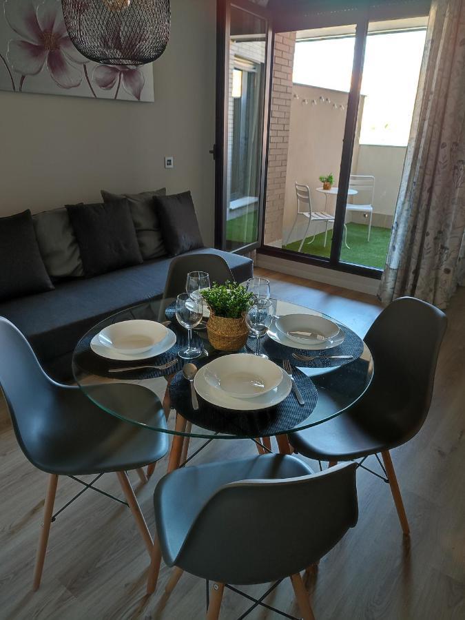 Apartamento Servet, Parking Gratuito Bormujos Luaran gambar